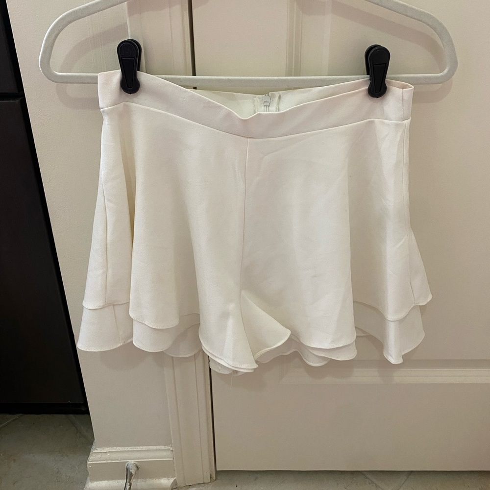 Newbury Kustom White Flowy Shorts